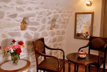 arapakis historic castle