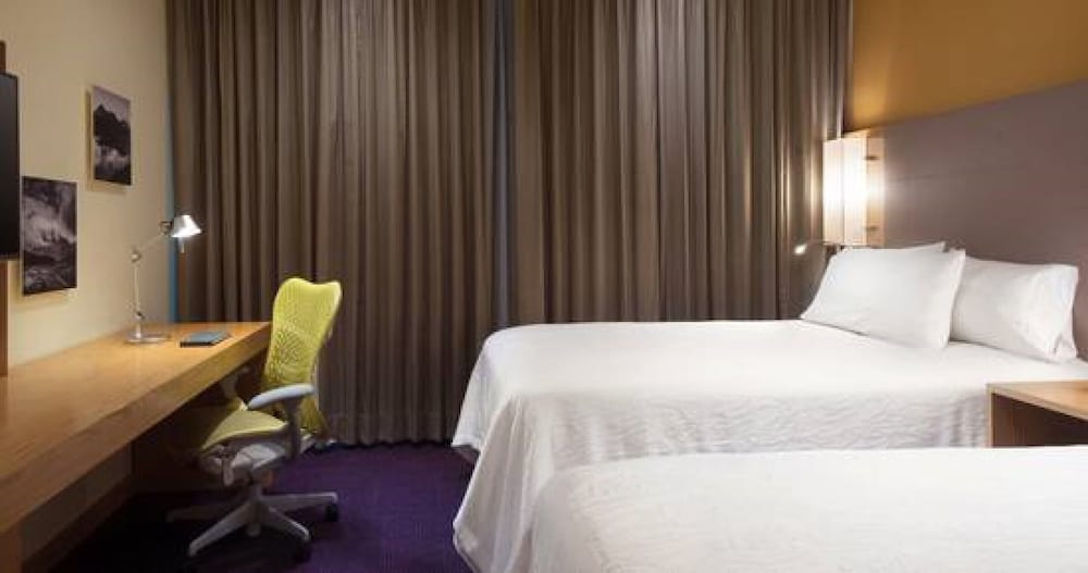 hilton garden inn monterrey airport