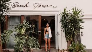 stoke beach house hostel