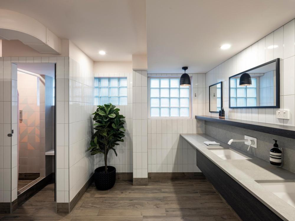 stoke beach house hostel