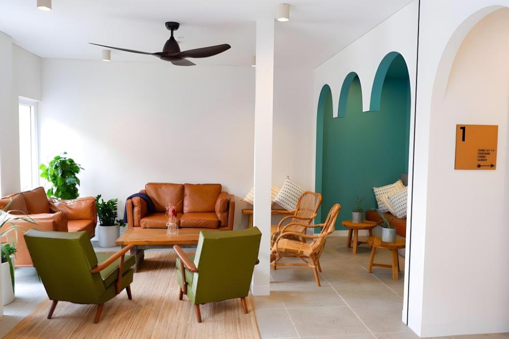 stoke beach house hostel