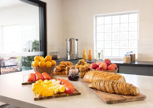 stoke beach house hostel