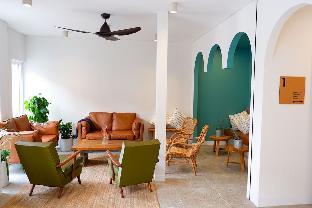 stoke beach house hostel
