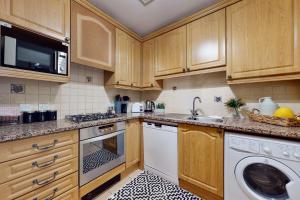 park lane apartments clarges st