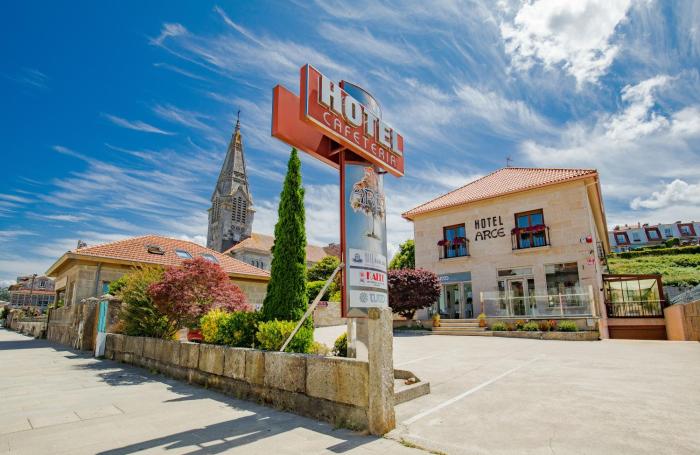 hotel arce baiona