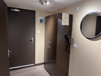 the commongate hotel