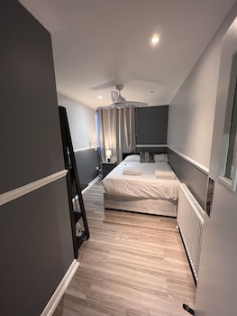 the commongate hotel