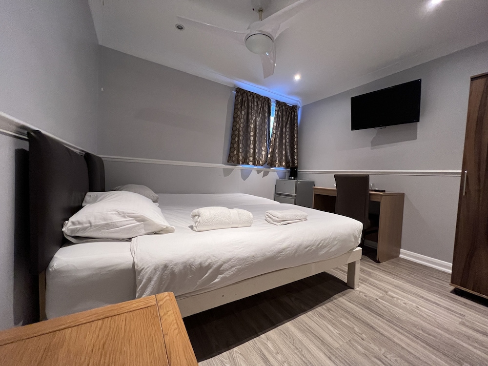 the commongate hotel