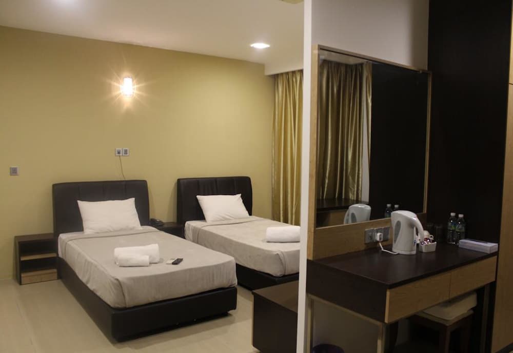 t hotel jalan tar