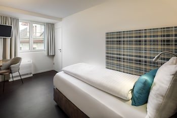 Hotel Schweizerhof Wetzikon,Rapperswil>>Hinwil,3 star