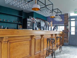 oyo tamworth arms boutique pub and hotel