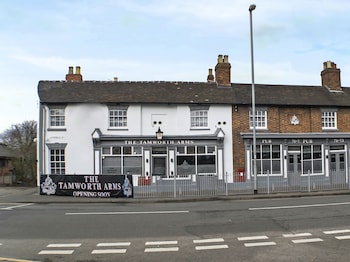 oyo tamworth arms boutique pub and hotel