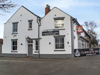 oyo tamworth arms boutique pub and hotel