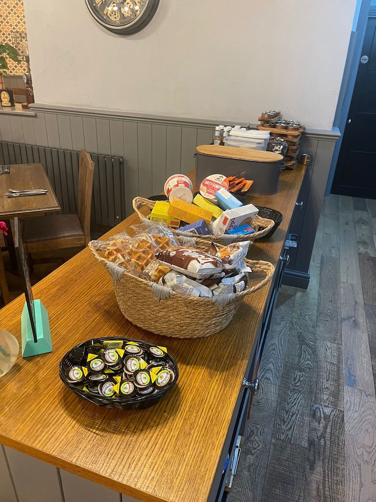 oyo tamworth arms boutique pub and hotel