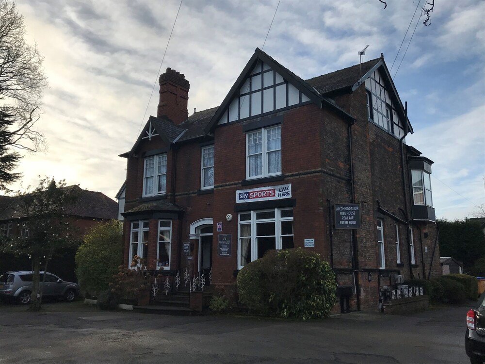 Eskdale Lodge,Hale>>Altrincham,4 star