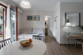 captains seafront apartments