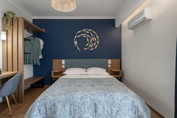 captains seafront apartments