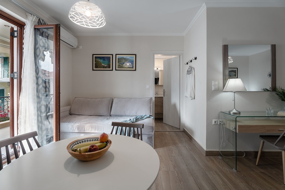captains seafront apartments