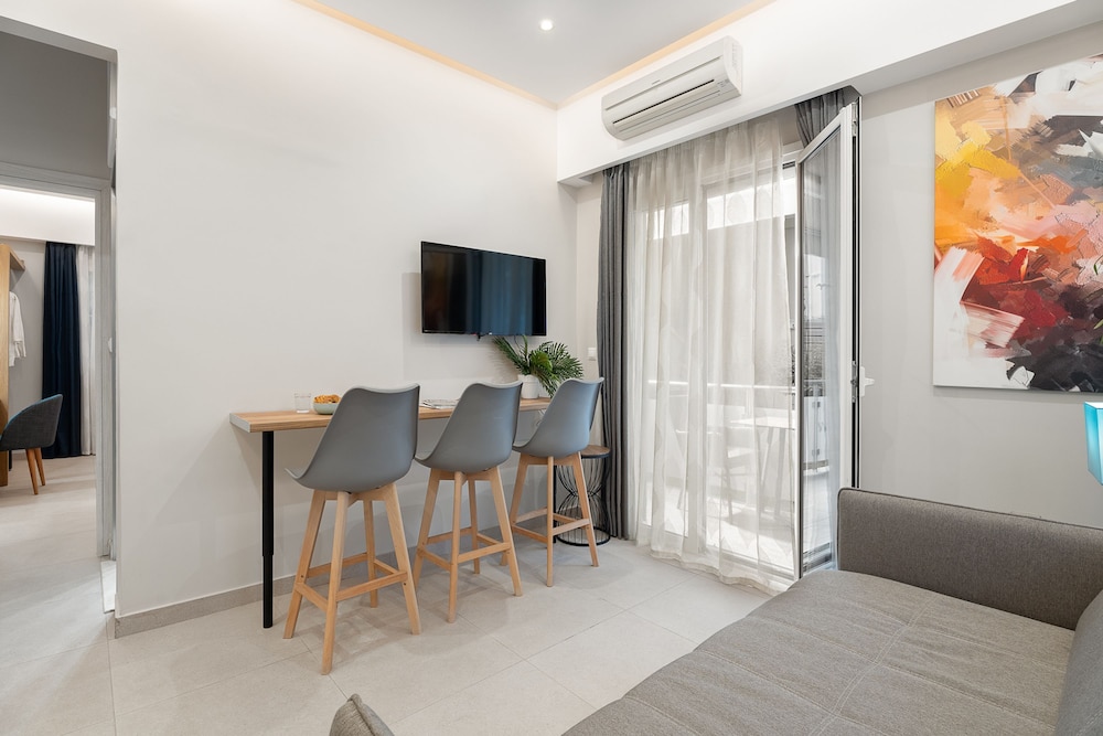 captains seafront apartments