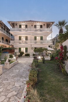 captains seafront apartments