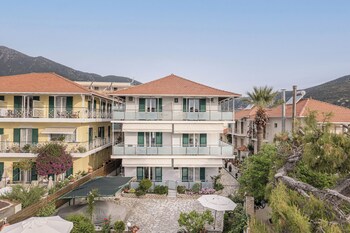 captains seafront apartments