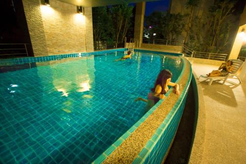 bb garden resort