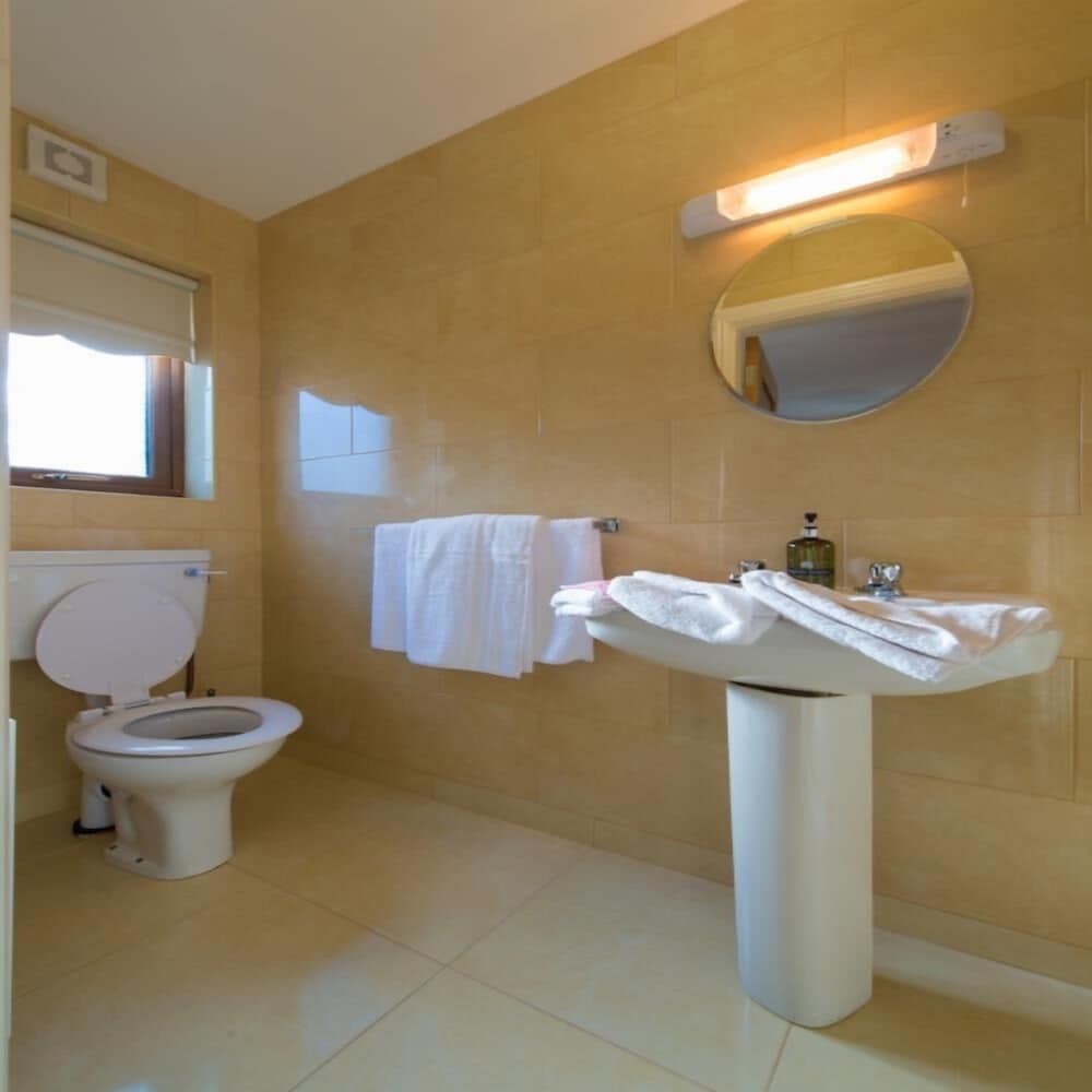 aisleigh guest house