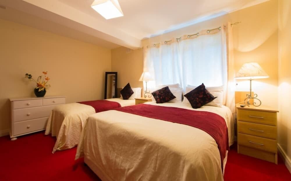 aisleigh guest house