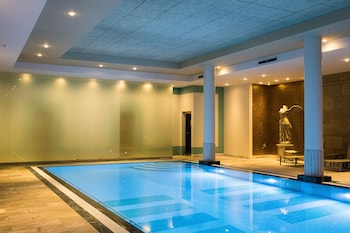 hyllit hotel