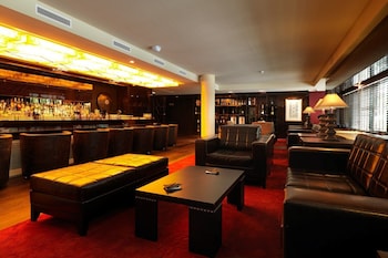 hyllit hotel