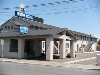 western motel