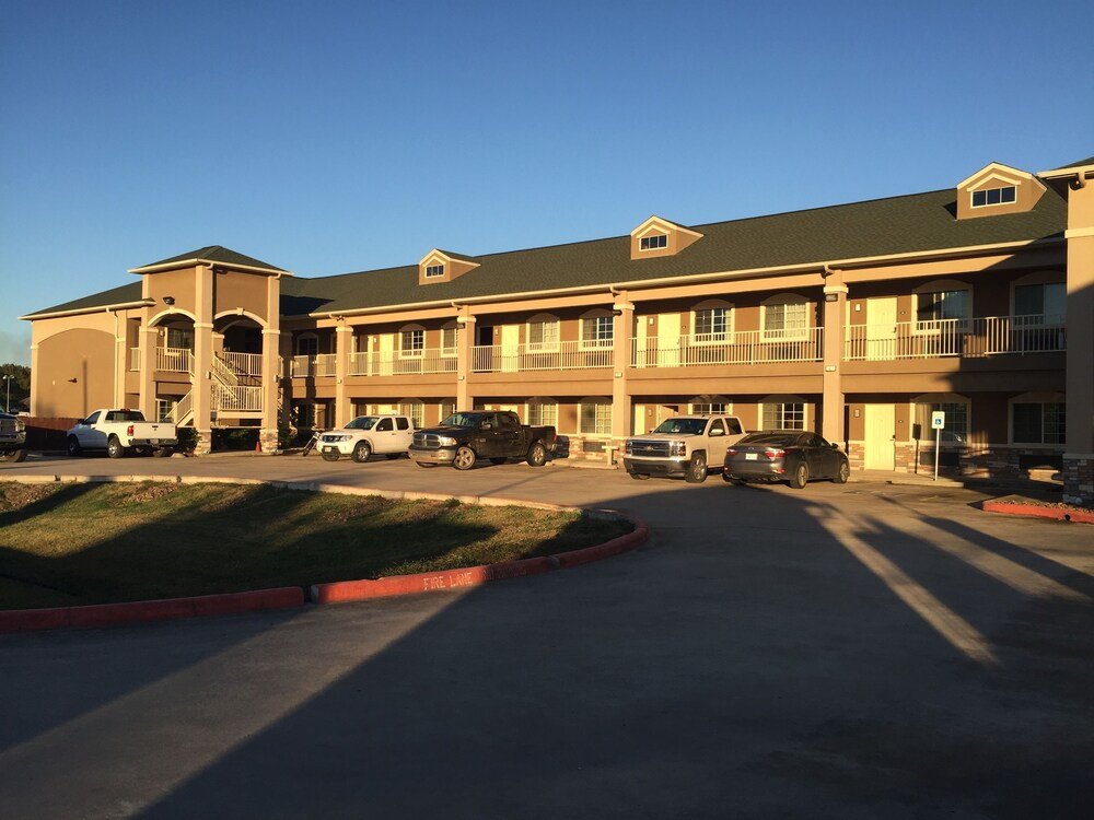 Highlands Suites,Harris County>>Baytown,3 star