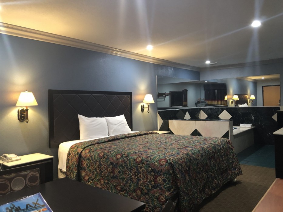 la mirage inn lax airport