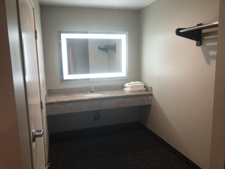 la mirage inn lax airport