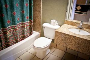 la mirage inn lax airport