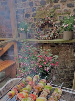 embassie backpackers liverpool