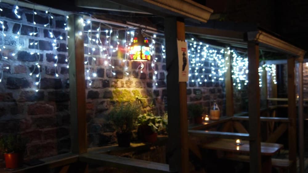 embassie backpackers liverpool