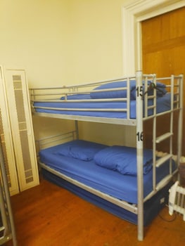 embassie backpackers liverpool