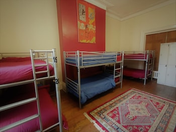 embassie backpackers liverpool