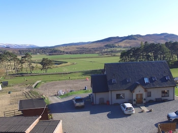 tigh an each bandb and laggan glamping