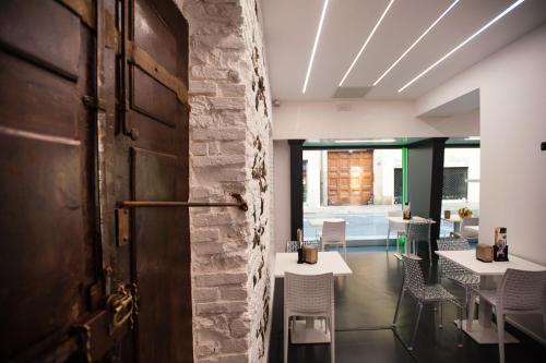 adalesia hotel and coffee