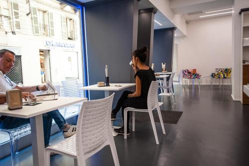 adalesia hotel and coffee