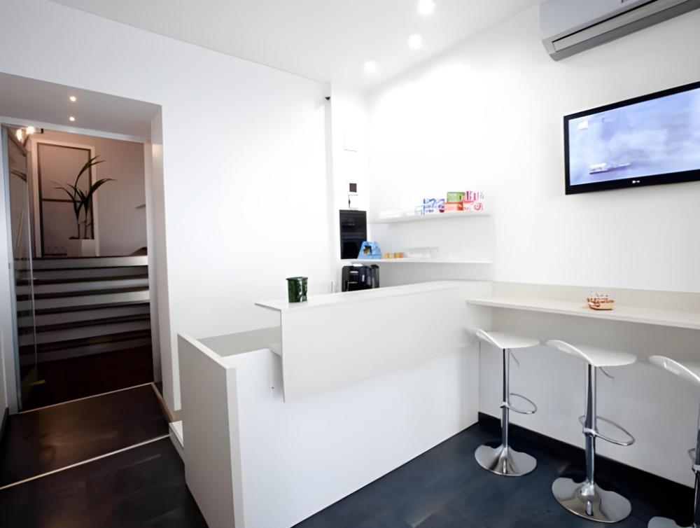 adalesia hotel and coffee