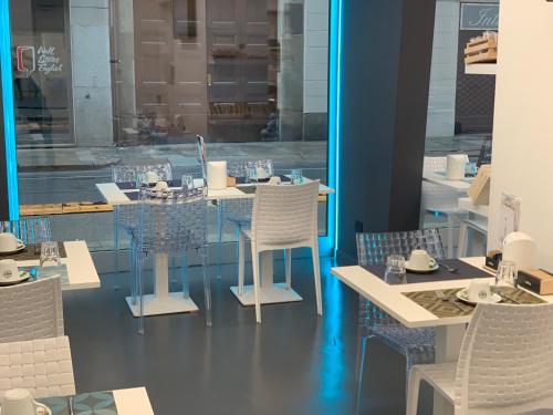 adalesia hotel and coffee