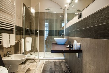 adalesia hotel and coffee