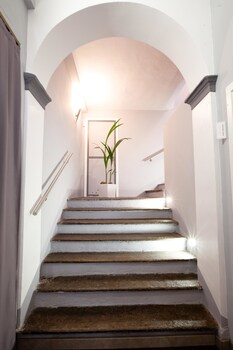 adalesia hotel and coffee