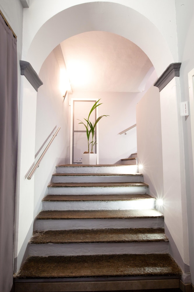 adalesia hotel and coffee