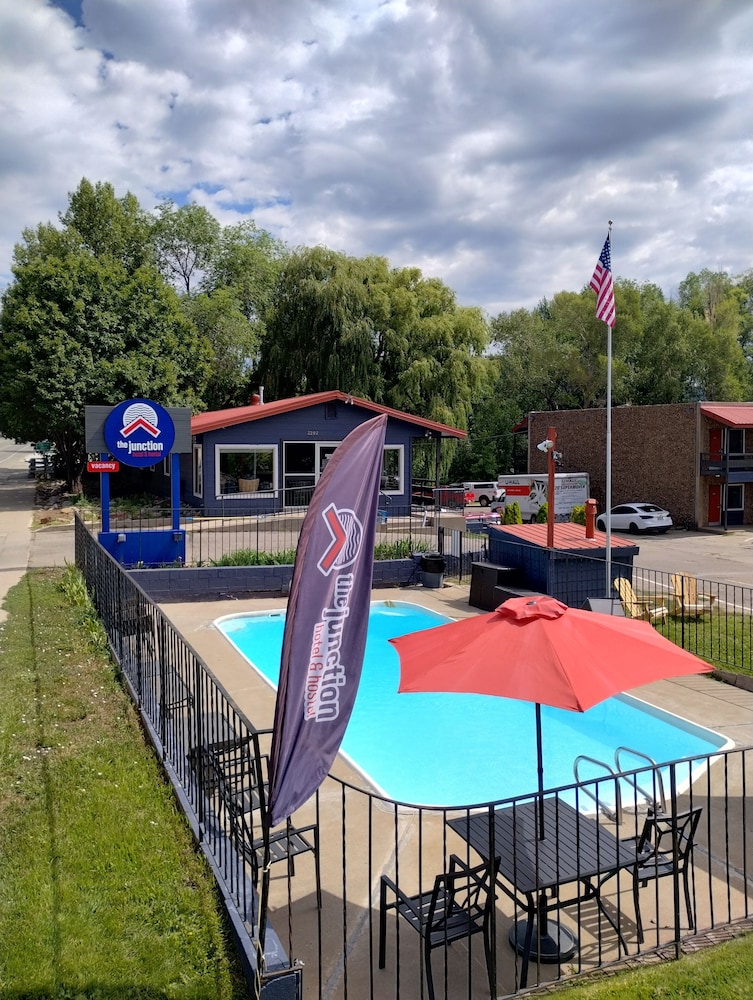 the junction hotel and hostel