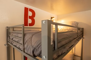 the junction hotel and hostel