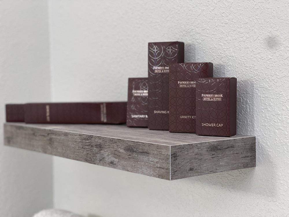 founders brook motel and suites